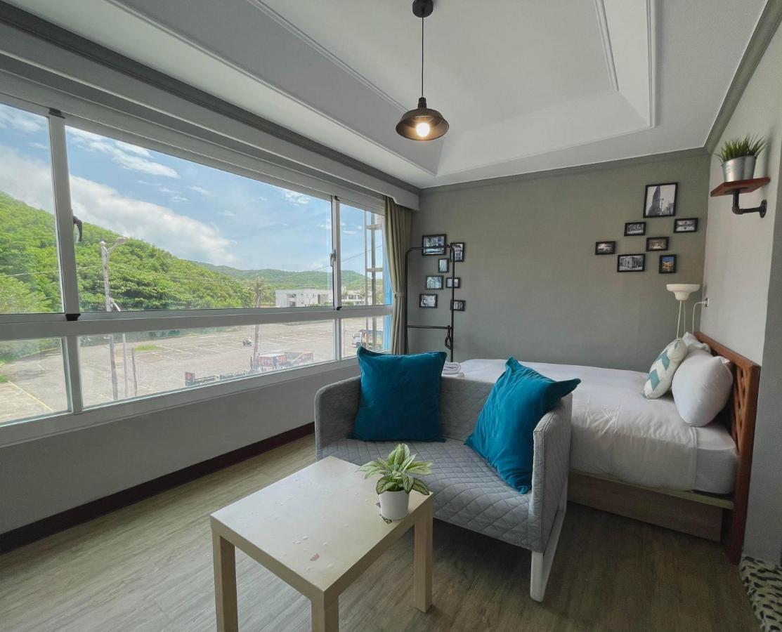 海中天旅店 Sea Of The World B&B Kenting Buitenkant foto
