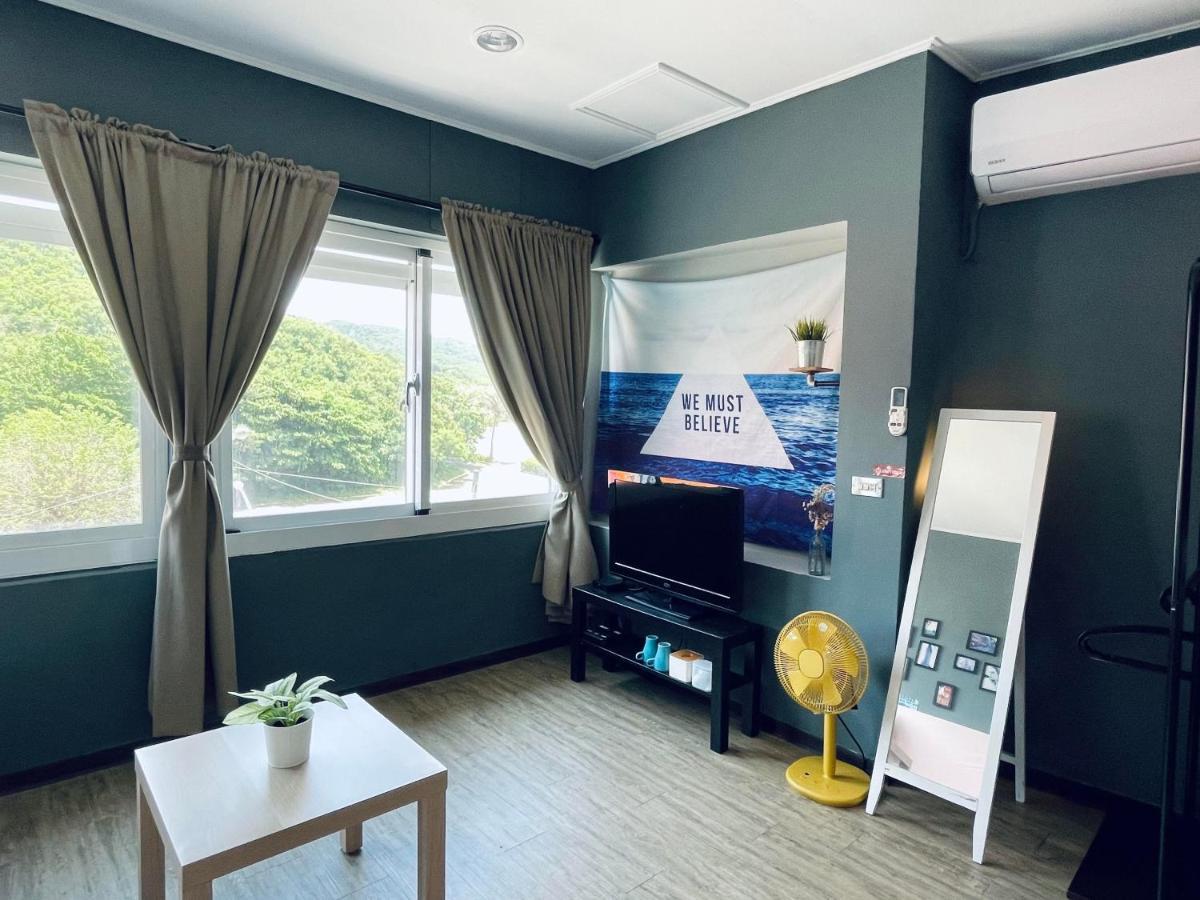 海中天旅店 Sea Of The World B&B Kenting Buitenkant foto
