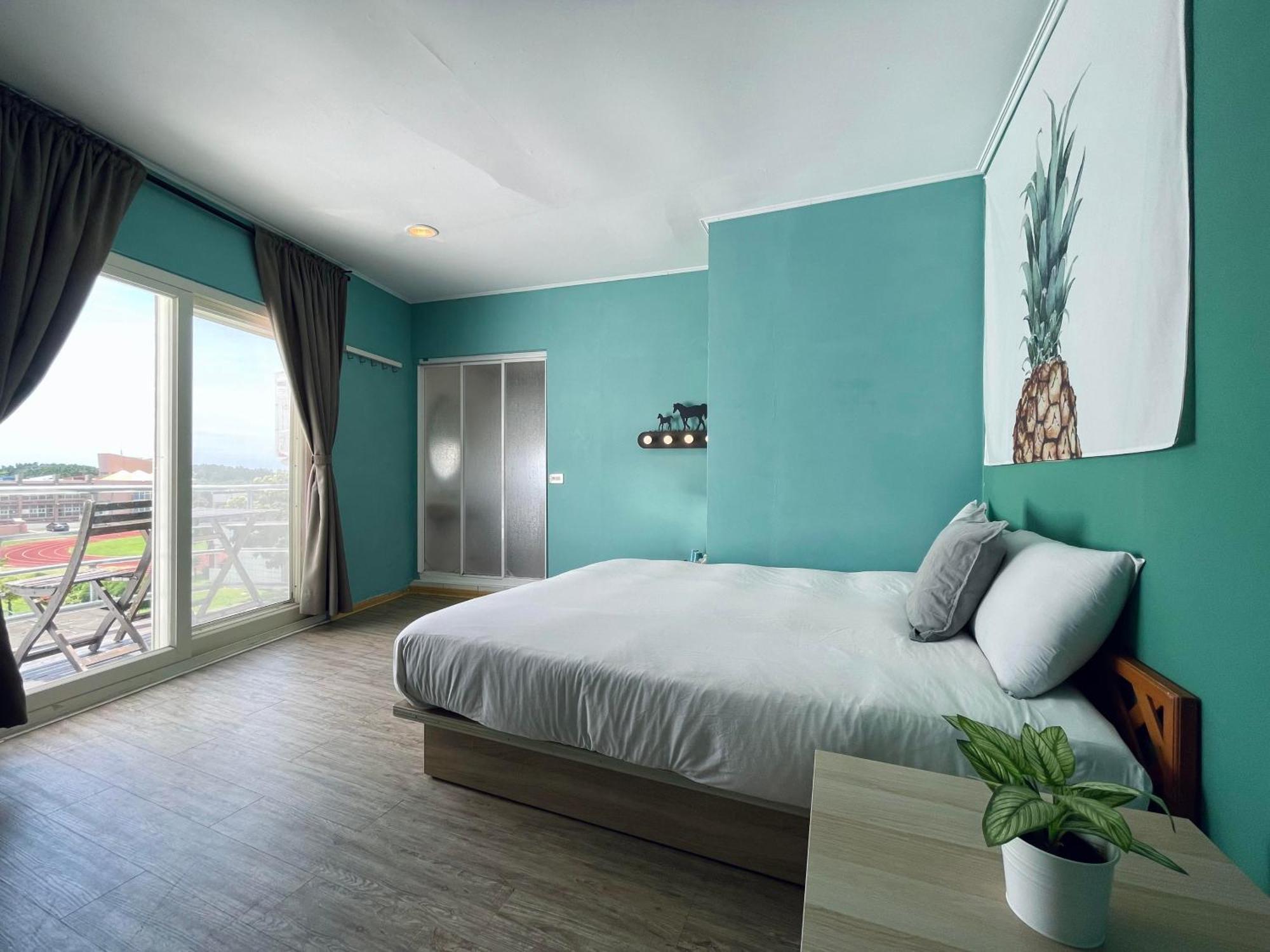 海中天旅店 Sea Of The World B&B Kenting Buitenkant foto