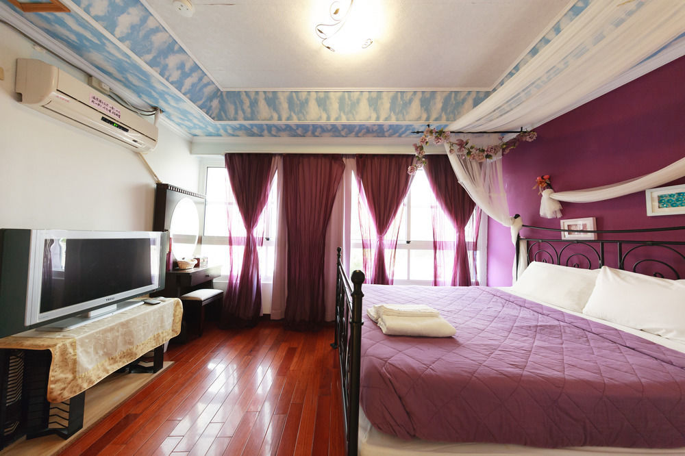 海中天旅店 Sea Of The World B&B Kenting Buitenkant foto